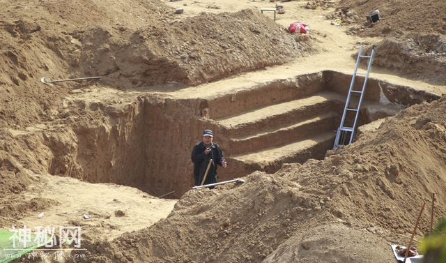 偏远山村发现大型古墓，46名少女集体裸葬，究竟是出于什么意图？-4.jpg