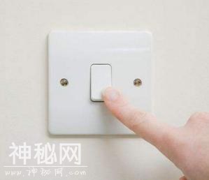 5b420005186f668ebf8f