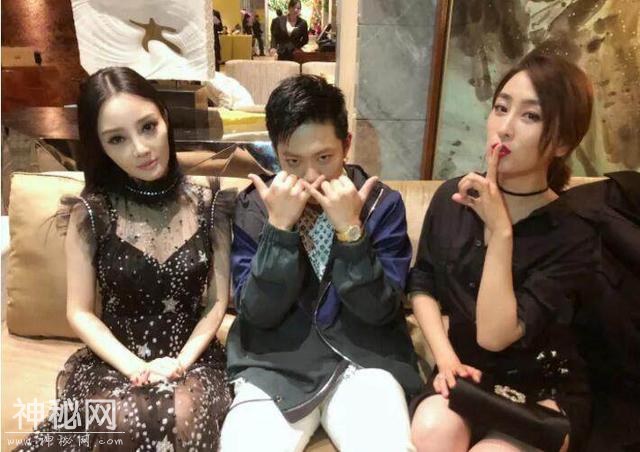 她是PG One事件的关键人物，和李小璐合伙骗贾乃亮-3.jpg