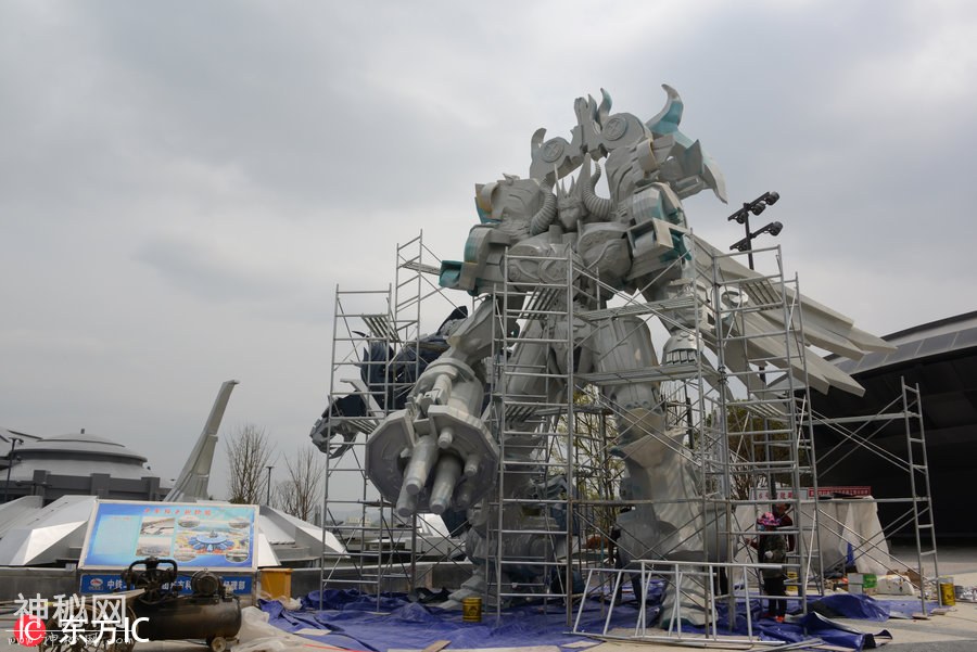 全国第一个科幻主题公园现“世界第一高”变形金刚-7.jpg