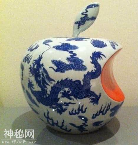 这些穿越的“文物”，件件卖出天价，实为造假文物-4.jpg