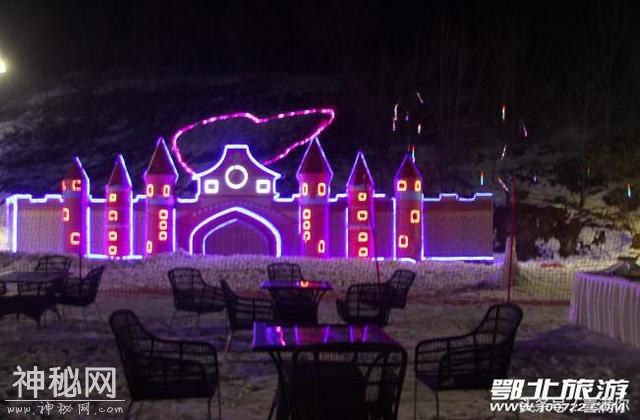 点燃冬季激情，带TA去神农架滑雪寻找野人吧！-7.jpg