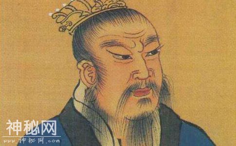 历史上的那些遗憾：乌江河畔，项羽欠虞姬一个拥抱-2.jpg