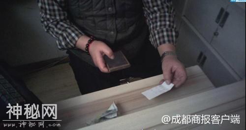 福利彩票变手写字条赔率更高？记者暗访发现彩票投注站非法网络售票-5.jpg