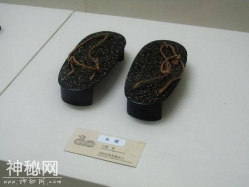三国英雄古墓1700年后出土，考古专家看后大笑，日本人好尴尬-4.jpg