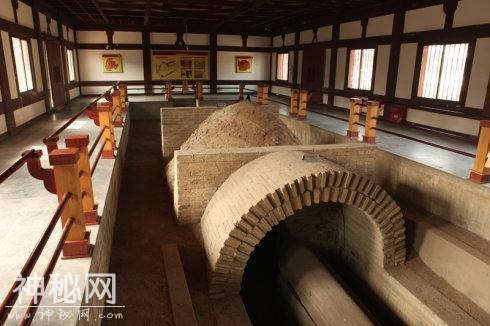 三国英雄古墓1700年后出土，考古专家看后大笑，日本人好尴尬-3.jpg
