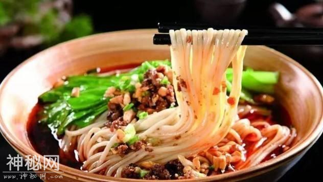 成都的美食旅行，你怎么看？-2.jpg