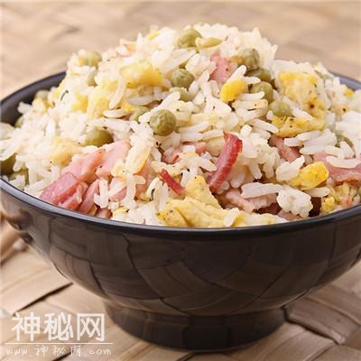 养生保健：教你煮出好吃的健康米饭-1.jpg