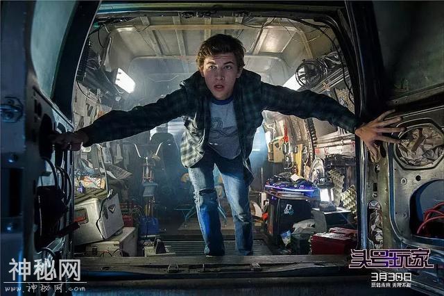 《头号玩家》上映1天，评分9.2分，让你从头嗨到尾的科幻神作-3.jpg