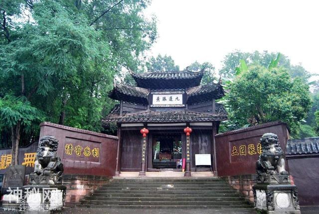 四川成都香火最旺的十大寺庙，人山人海，你去过几个-4.jpg