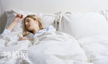 天呐！据说有这4个特点的人更容易怀孕！-1.jpg