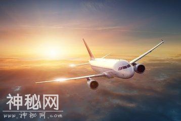 你坐过飞机吗？你知道关于飞机上的几个鲜为人知的问题吗？-1.jpg