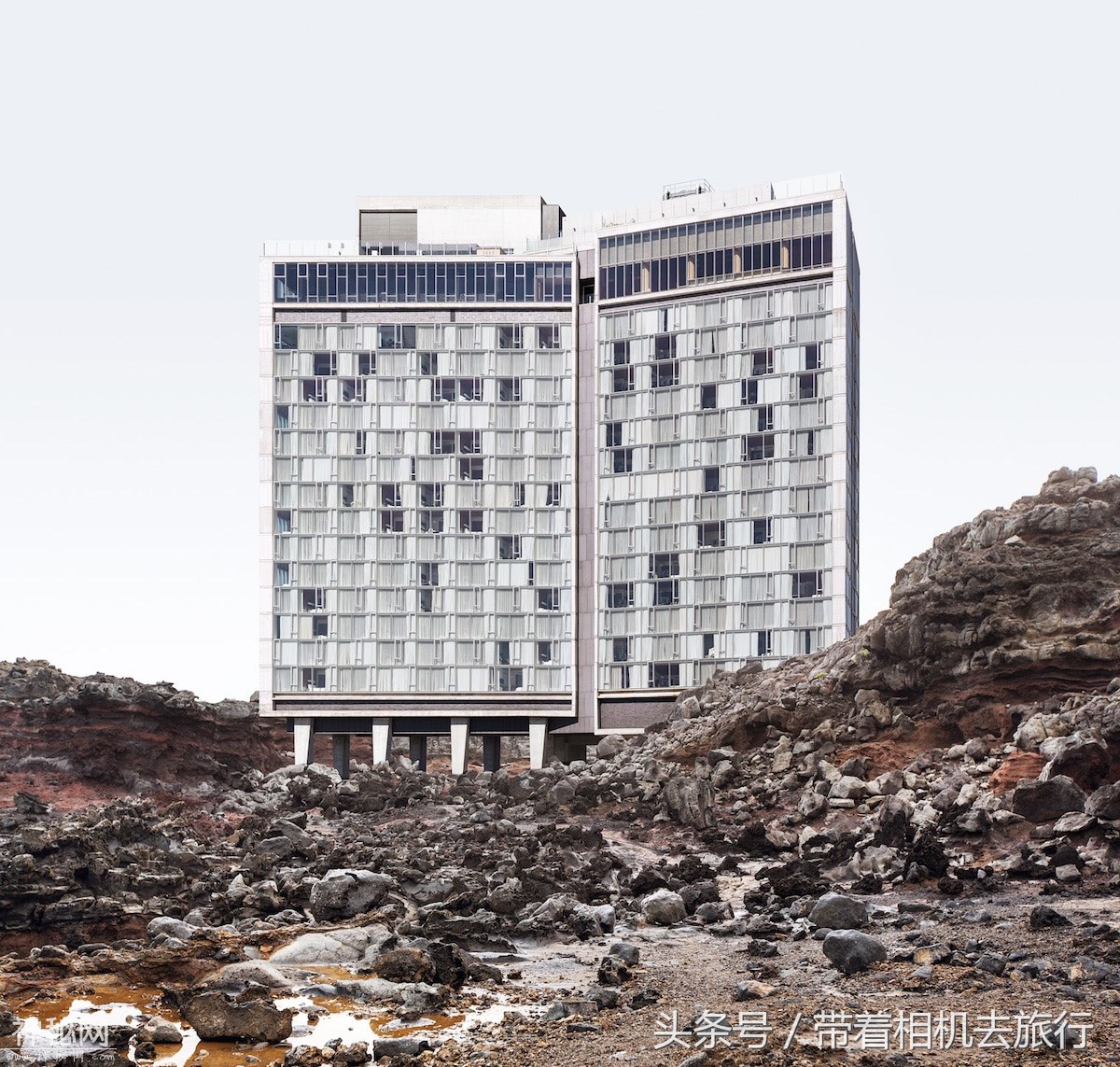 如果把纽约的地标建筑移到荒野中去，效果颇具科幻感-4.jpg