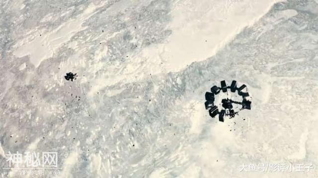 如果掉入黑洞内的奇点会怎样？科幻神作《星际穿越》给出了解释-31.jpg