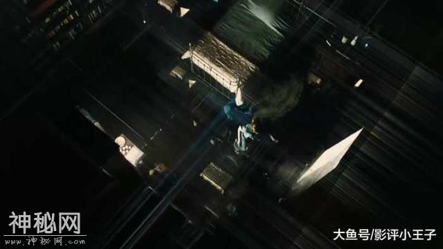 如果掉入黑洞内的奇点会怎样？科幻神作《星际穿越》给出了解释-42.jpg