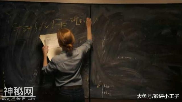 如果掉入黑洞内的奇点会怎样？科幻神作《星际穿越》给出了解释-51.jpg