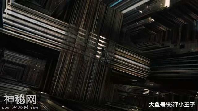 如果掉入黑洞内的奇点会怎样？科幻神作《星际穿越》给出了解释-43.jpg
