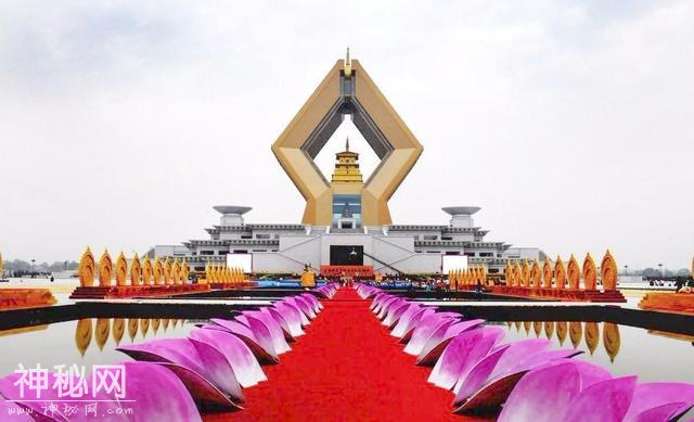 中国最著名的五大寺院，其中一个距今已有1900多年的历史-3.jpg