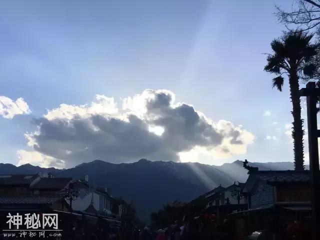 无法想象地球没有了云会怎样，刚好有云天空才变得可爱起来啊-11.jpg