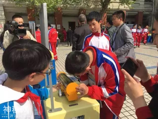 青羊区第二十三届“科技之春”科普月重点活动——成都市树德实验中学（东区）第八届科技节隆重开幕！-16.jpg