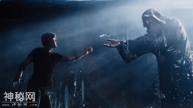 上映5天票房将近5亿，豆瓣评分9分，这部最新科幻片厉害了！-4.jpg