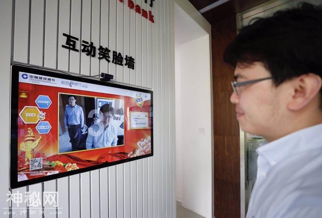 人脸识别、生物银行，人工智能，上交会上“抢镜头”！-2.jpg