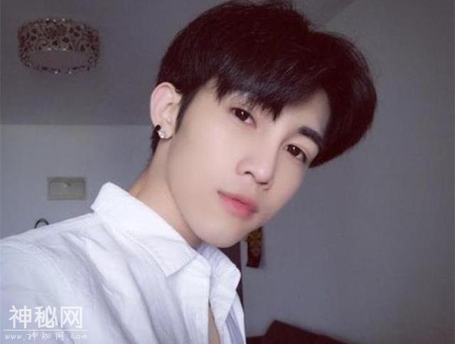 你为什么那么显老？男生脸上有这5个特点，看起来更年轻-2.jpg