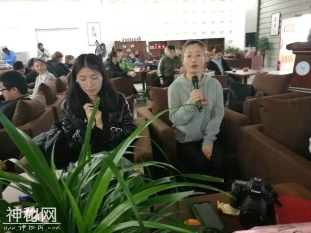 人文科学学院公管16-1、行管17-1班团支部举办“学习领会十九大，缅怀先烈祭英魂”主题团日活动-7.jpg
