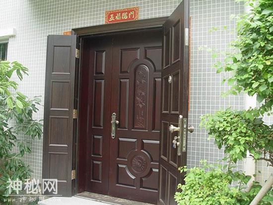 清明当月这2样东西别放家里，不然多摆一天就多丧一天！-2.jpg