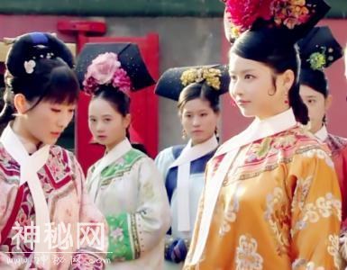甄嬛传：夏冬春被华妃赏了一丈红而终身残疾？其实这是华妃在救她-4.jpg
