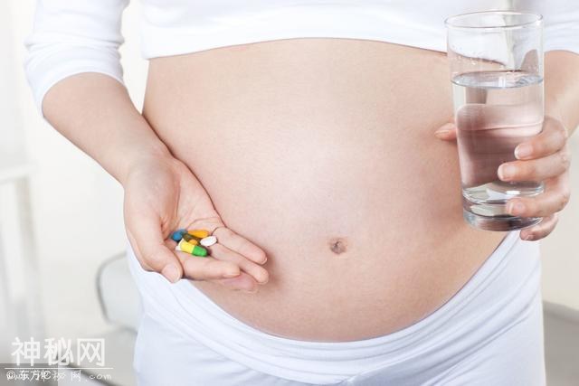 近视会遗传吗？近视妈妈如何保护胎宝宝的眼睛？-5.jpg