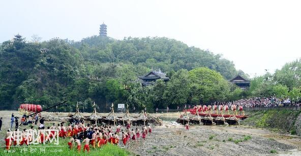 都江堰放水节：古法治水 润泽万物-1.jpg