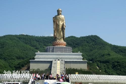 为什么到处都有大型佛像，却不见大型的道教神像？-1.jpg