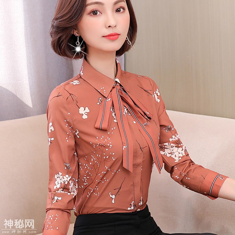 衬衫怎么穿才有女人味？瞧瞧下图这些女人，简直倾城倾国-8.jpg