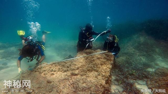 土耳其凡湖水底未发现水怪，却揭开3000年前神秘古堡面纱-3.jpg