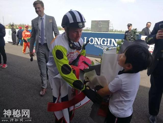 「特稿」赛马，是一种国际关系新形态！五年大考 “成都·迪拜国际杯”为温江带来了什么？（之三）-6.jpg