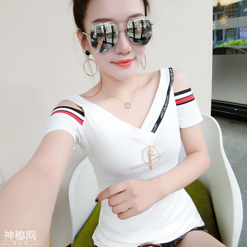 天哪！今年的T恤怎么这么好看，等我发工资一定买三五件五一换穿-24.jpg
