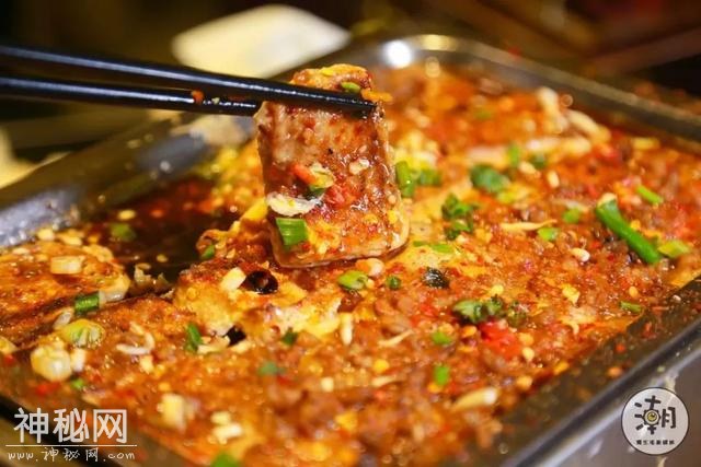 石人小区，自带隐藏属性的神级美食地，让深夜还想往那跑！-6.jpg