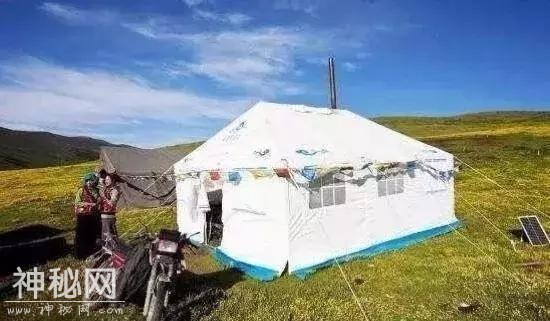 旅游请尊重当地风俗，西藏路边的白色帐篷千万不要轻易进入!-1.jpg