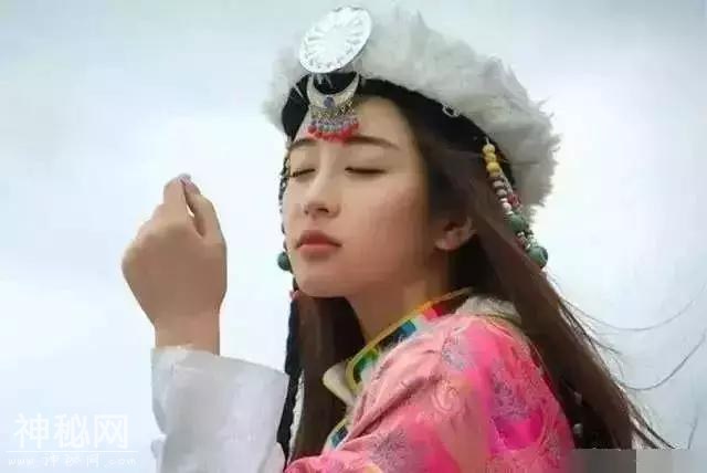 旅游请尊重当地风俗，西藏路边的白色帐篷千万不要轻易进入!-3.jpg