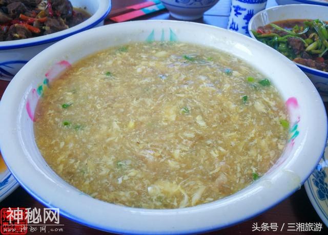 株洲有个“古南岳”，如今杜鹃妖娆盛开，染红了青山和绿水-24.jpg