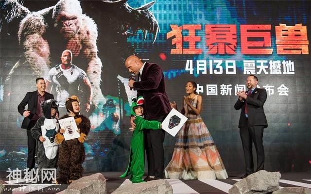 两部科幻片撞档，巨石强森的《狂暴巨兽》是否会吊打《湮灭》？-3.jpg