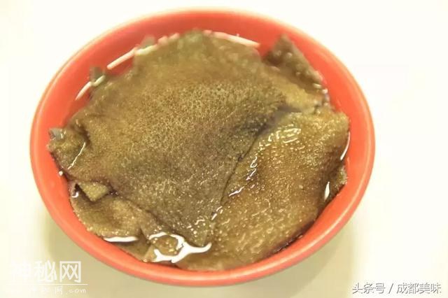 从12张烂桌子就开始排轮子的苍蝇馆子，竟然还是个牛油控！-27.jpg