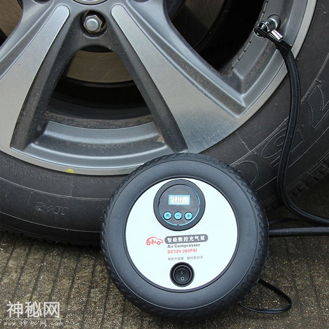 别傻傻再装导航仪，落伍！新一代黑科技的车载用品，功能超牛掰-10.jpg