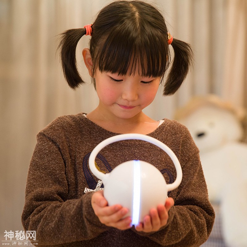 UFO飞碟磁悬浮七彩灯，会“唱歌”的护眼灯，满满科技感-16.jpg