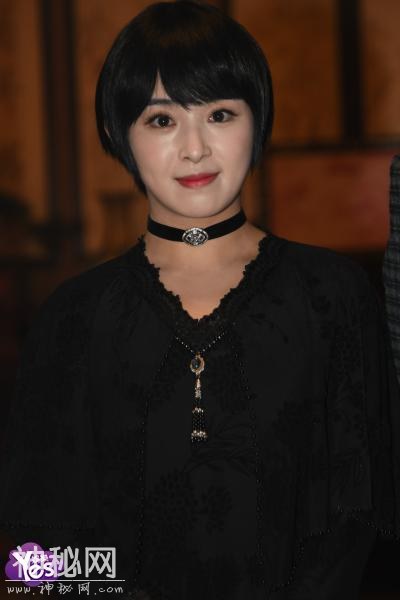 刘亦菲国民装尽显东方美人气韵 井柏然儒雅现身养眼十足-19.jpg