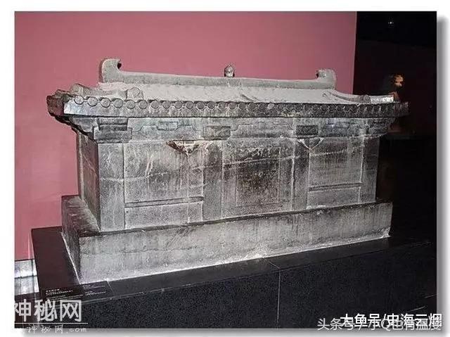 隋朝9岁女童的陵墓,棺木连考古专家都不敢碰,只因上面刻了这些-2.jpg