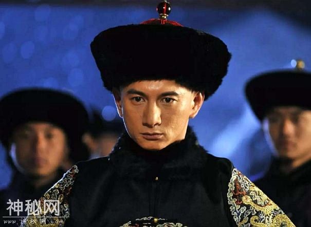 雍正凭什么能够击败其他八个兄弟夺得皇位？这个人是关键-6.jpg