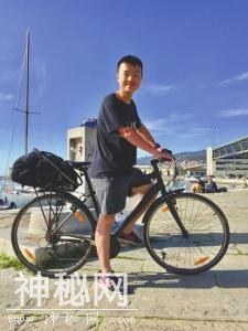 与清华北大擦肩而过的成都小哥，为什么接连收到哈佛哥大的全奖通知书-1.jpg