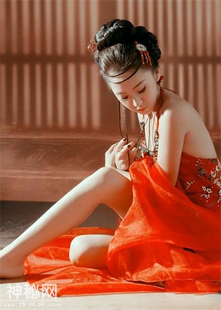 民间传说：野人来了-1.jpg